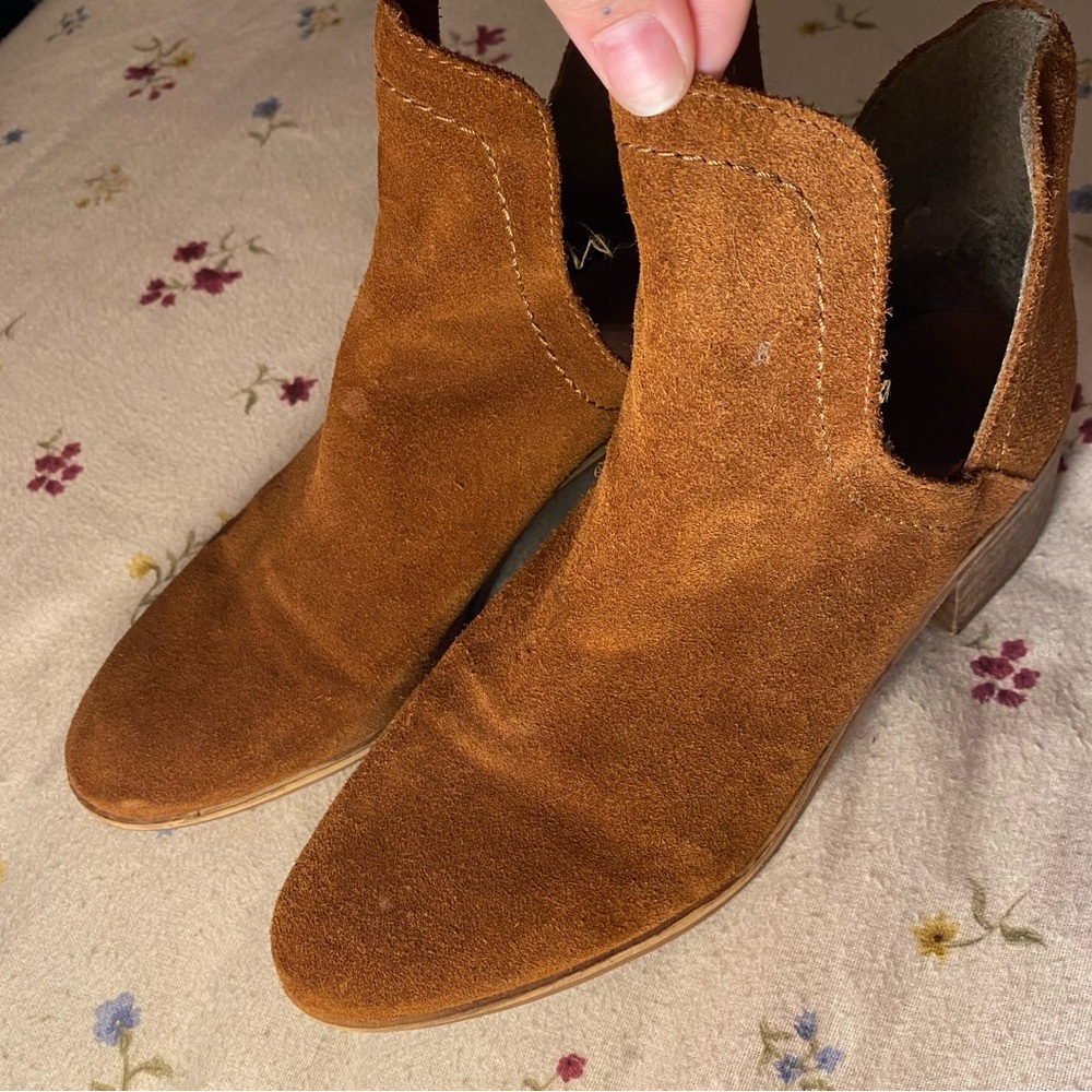 Cute 6.5 booties